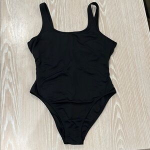 Victoria’s Secret VS PINK Active Black One-Piece Swimsuit sz M medium